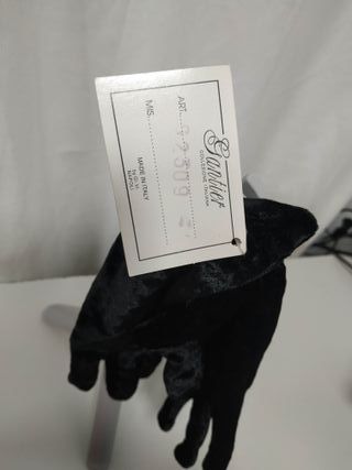 Guantes Terciopelo Negro Cortos