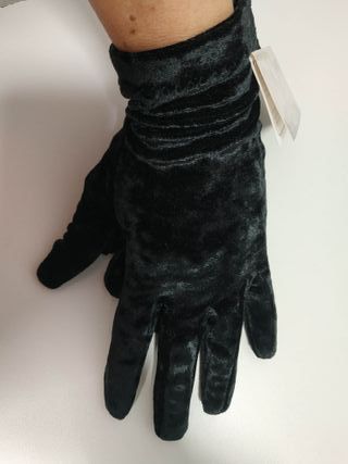 Guantes Terciopelo Negro Cortos