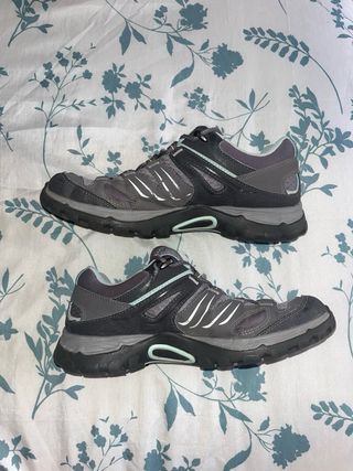Zapatillas Salomon grises y turquesa