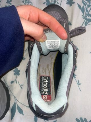 Zapatillas Salomon grises y turquesa