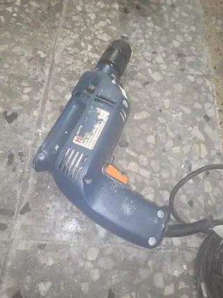 Taladro con cable Home Tools