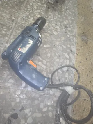Taladro con cable Home Tools