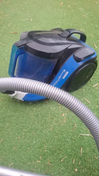 Aspiradora Rowenta Cyclonic Azul