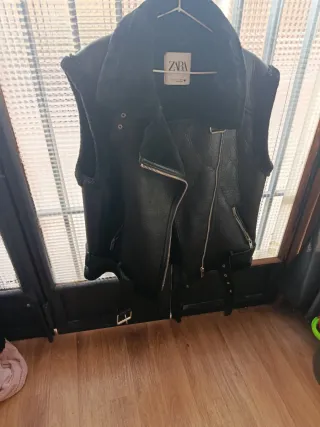 Chaleco Zara Negro Talla L