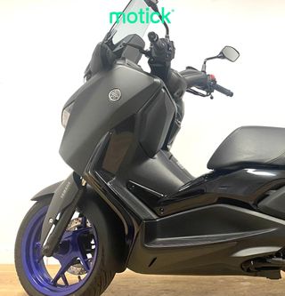 YAMAHA XMAX 125