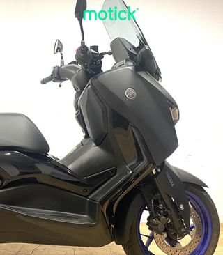 YAMAHA XMAX 125
