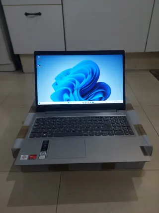 Portatile Lenovo Ideapad 3