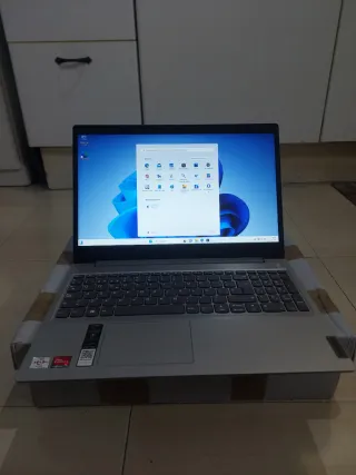 Portatile Lenovo Ideapad 3