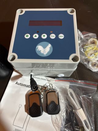 Abridor Automático Puerta Gallinero