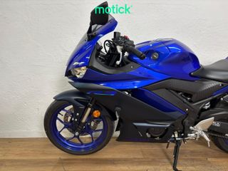 YAMAHA YZF R3