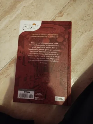 Momo (Colección Alfaguara Clásicos)