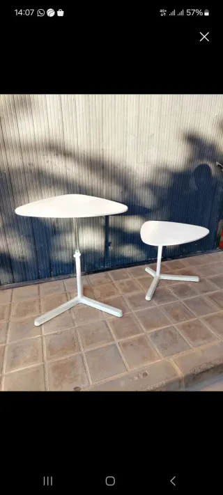 Mesa auxiliar Ikea metálica blanca