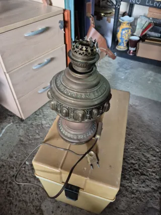 Lampada in ottone stile Kindle