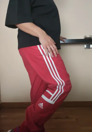 Pantalón Adidas vintage tejido suave