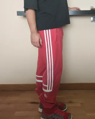 Pantalón Adidas vintage tejido suave