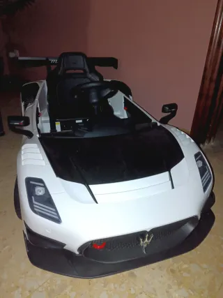 Coche eléctrico Maserati 2 plazas