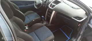 Peugeot 207 2009