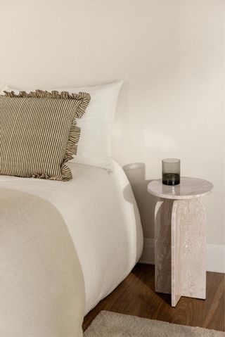 Mesita Noche Mármol Sklum NUEVA