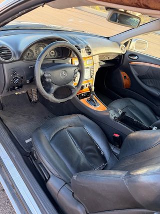 Mercedes-Benz  CLK 2004