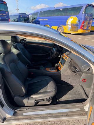 Mercedes-Benz  CLK 2004