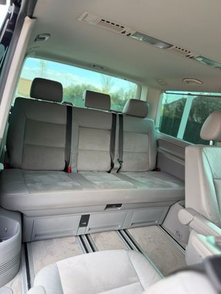 Volkswagen Multivan 2013