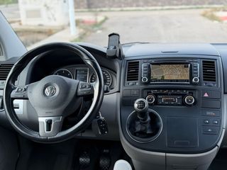 Volkswagen Multivan 2013