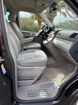 Volkswagen Multivan 2013