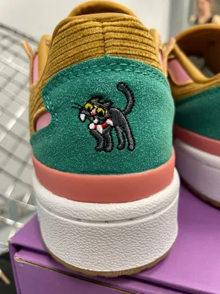 Adidas x The Simpsons Forum Low