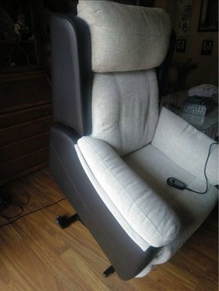 Sillón reclinable y elevador