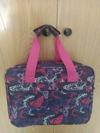 Mochila con estampado de mariposas