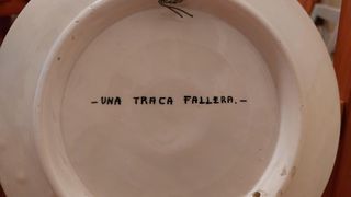 Platos de porcelana decorados