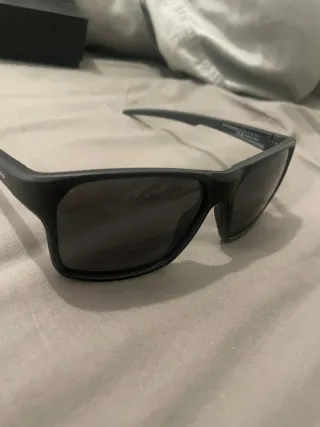 2 Occhiali da Sole Hawkers