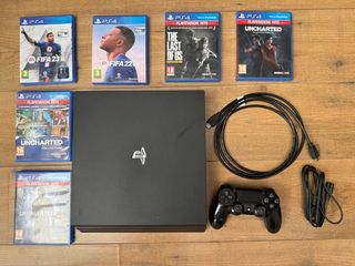 PS4 Pro 1TB + 5 Giochi