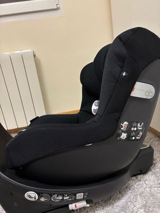 Silla coche bebé negra marca Gb