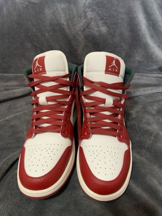 Jordan 1 Mid (Sail-Midnight Green-Pure Platinum)