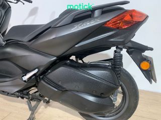 YAMAHA XMAX 300