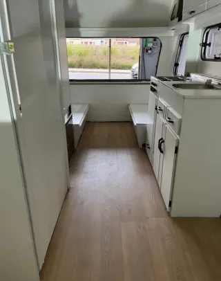 Caravana BEYERLAND 750kg Documentación ES