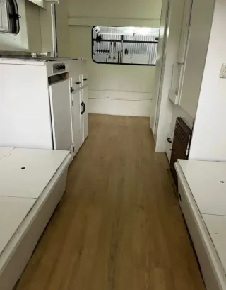 Caravana BEYERLAND 750kg Documentación ES