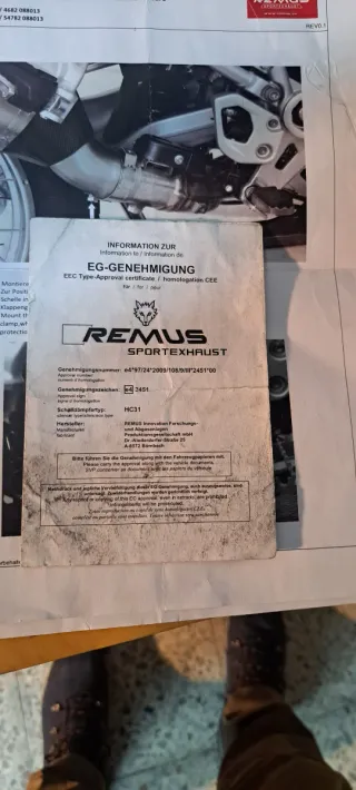 Escape Remus BMW GS Adventure