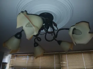 Lámpara de techo de cristal y metal