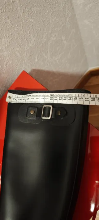 Stivali alti impermeabili