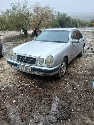 Mercedes-Benz Clase E 1999