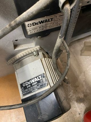 Sierra de cinta Dewalt