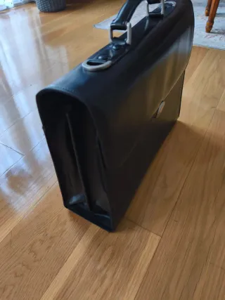 Maletín Piquadro Negro Impecable