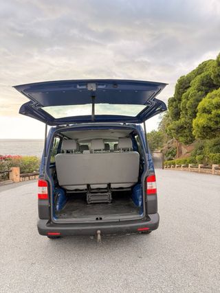 Volkswagen Transporter T5 2012