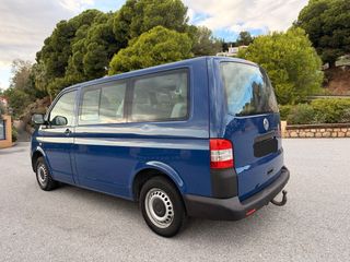 Volkswagen Transporter T5 2012