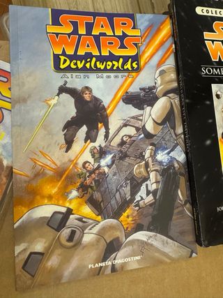 unos 35 cómics marvel