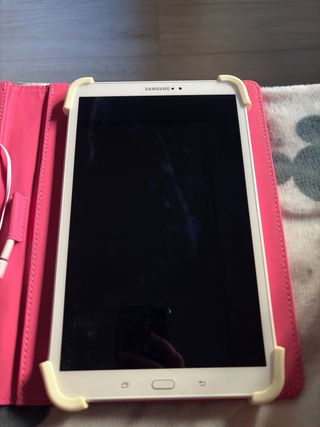 Samsung Galaxy  y teclado blanco (mediamark)