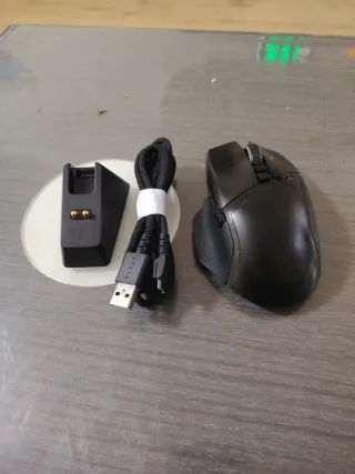 Ratón Gaming Inalámbrico con estación de carga