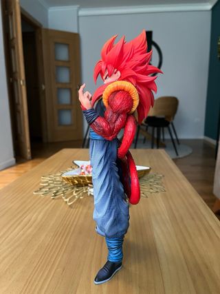 Figura Gogeta SSJ4